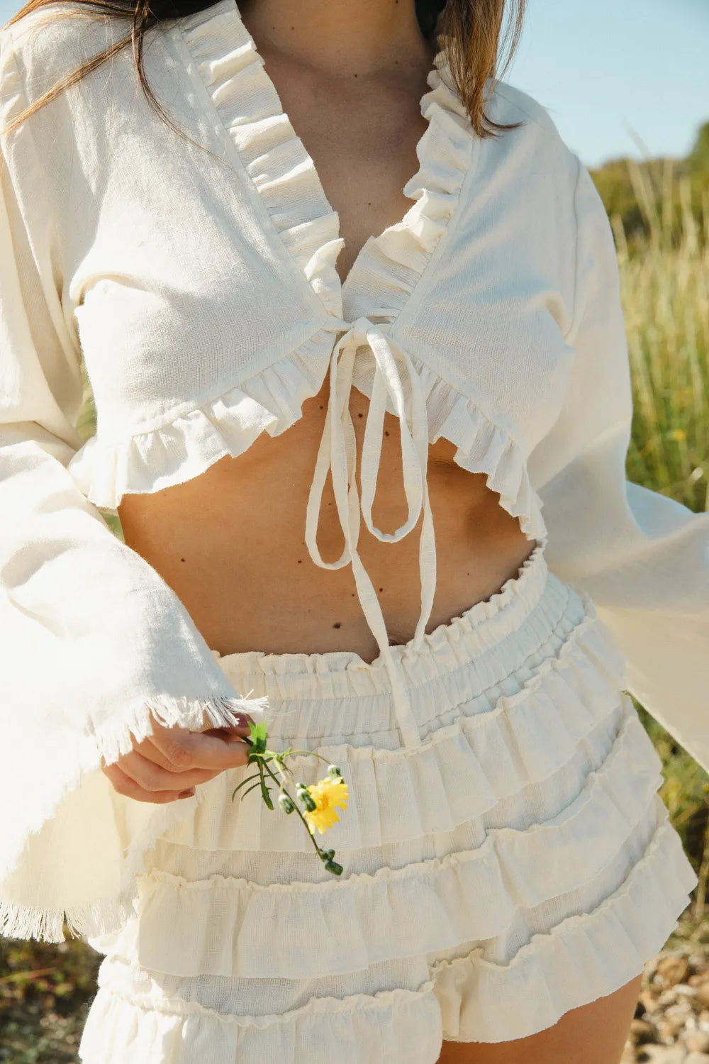 Comta Short White