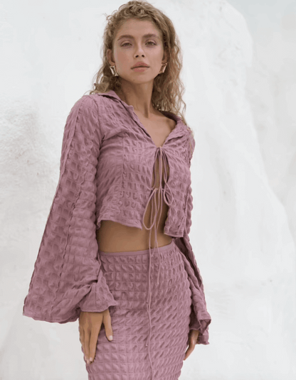 Top Crop Boho Sarai - Mangas de Campana y Textura Gofre Rosa