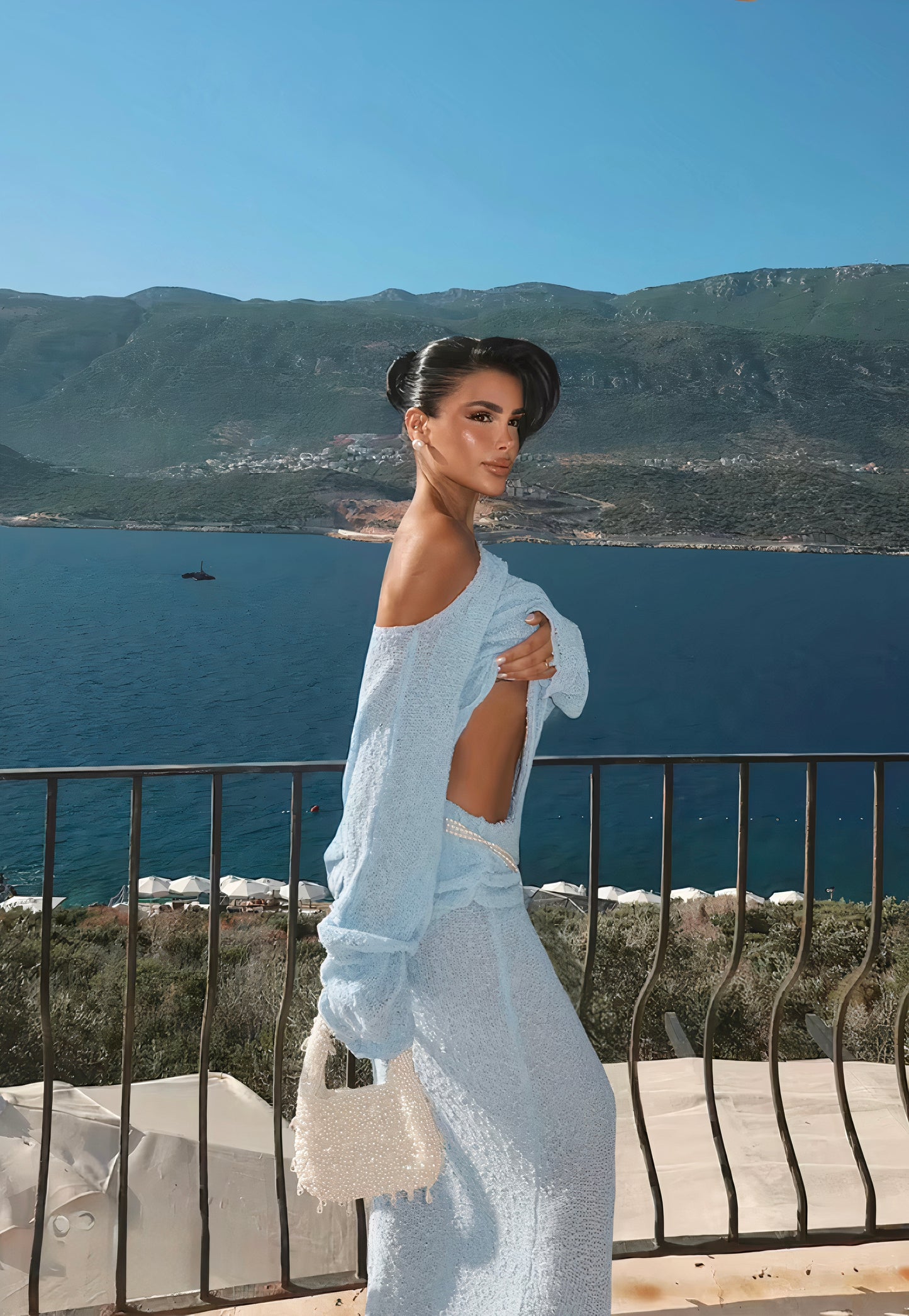 MEDITERRANEAN BREEZE